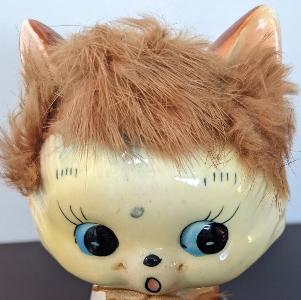 Vintage Japanese Furry Kitsch Cat Figurine - Picture 6 of 8